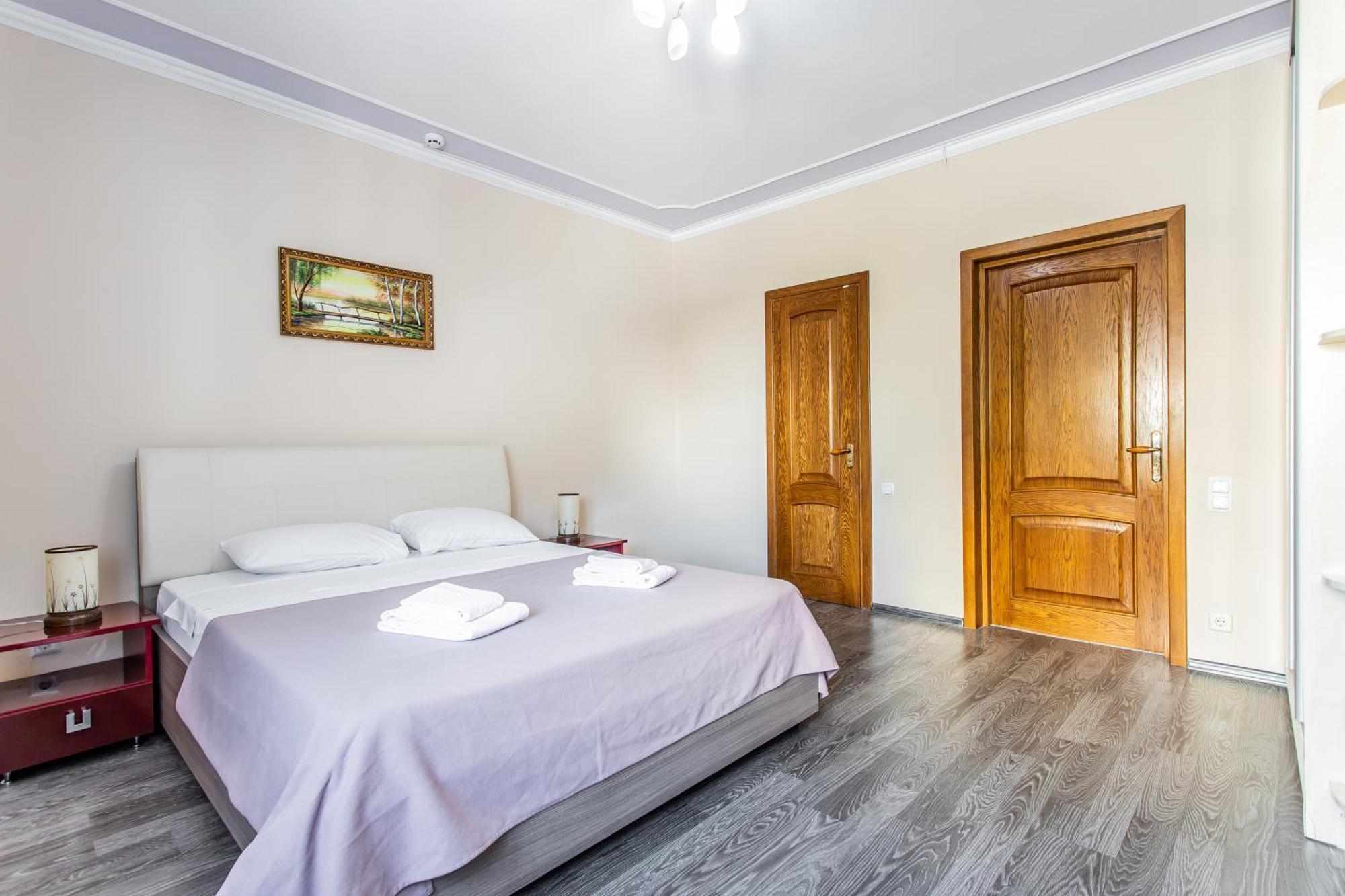 Star Rent Hotel Chisinau Exterior photo