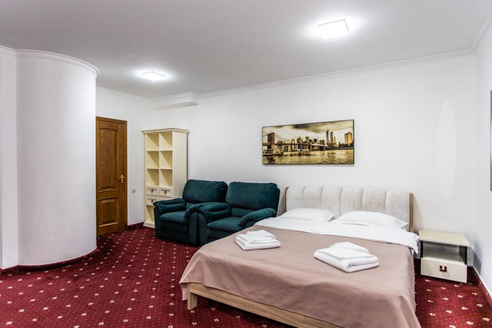 Star Rent Hotel Chisinau Exterior photo